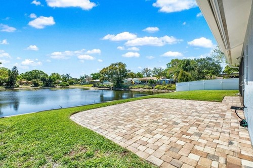12134 96th Pl,  Seminole, FL 33772