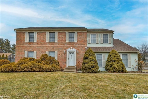 4059 Wedgewood Road,  South Whitehall Twp, PA 18104