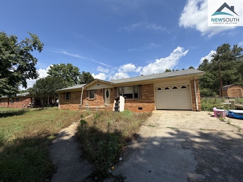 135 Country Ln,  Salisbury, NC 28144