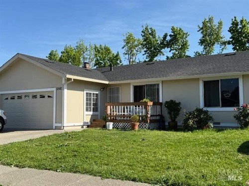 2560 Campbell Dr,  Santa Rosa, CA 95407