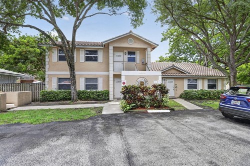 11490 NW 45th St,  Coral Springs, FL 33065