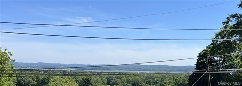 8 Highland Ave,  Haverstraw, NY 10927
