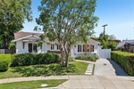 16729 Archwood,  Lake Balboa, CA 91406