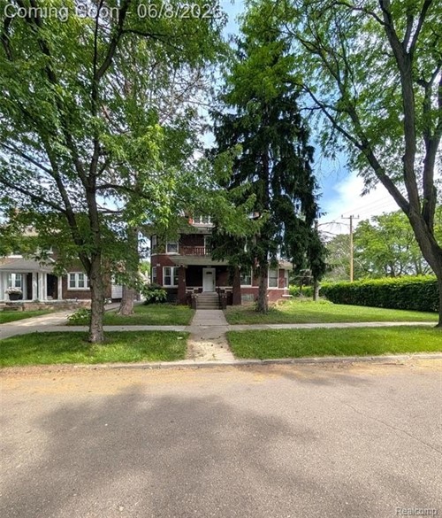 2400 Edison St,  Detroit, MI 48206