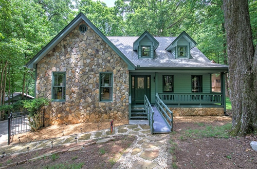757 Crippled Oak Trail,  Jasper, GA 30143