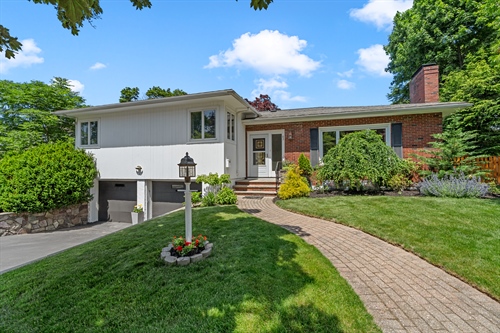 63 Mossdale Rd,  Jamaica Plain, MA 02130