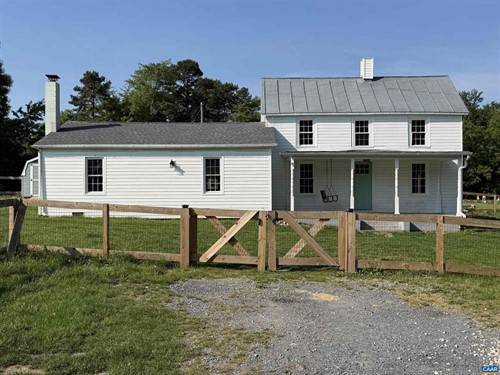 1983 Howardsville Tpke,  Lyndhurst, VA 22952