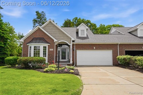470 Delmar Ct,  Highland, MI 48357