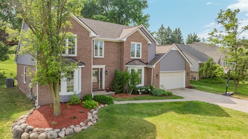 30975 Sunderland Drive,  Farmington Hills, MI 48331-5919