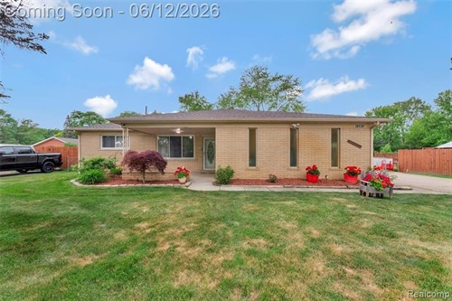 36539 Capper Dr,  Clinton Township, MI 48035