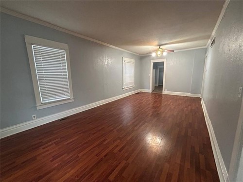 1037 Sandusky Ave,  Kansas City, KS 66102