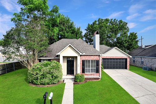 352 BRIARHAVEN DRIVE,  BATON ROUGE, LA 70810