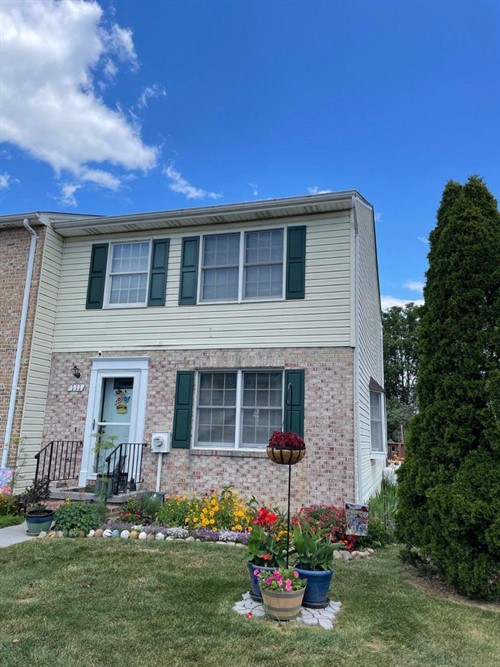 111 Equestrian Dr, Stephens City, VA 22655