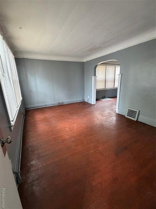 15893 Indiana St,  Detroit, MI 48238