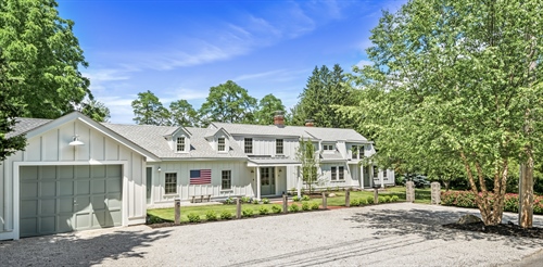 6 Curve Street,  Sherborn, MA 01770