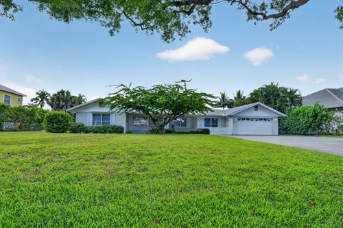 1608 Crayton RD,  Naples, FL 34102