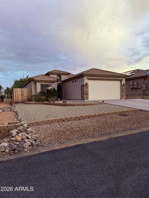27170 S Bennett Way,  Congress, AZ 85332