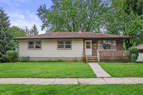 136 Taylor St,  Cottage Grove, WI 53527