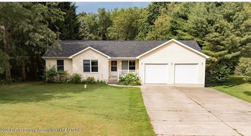 7310 W Victoria Dr,  Laingsburg, MI 48848
