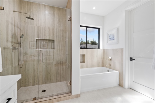 2nd-primary-bath-5