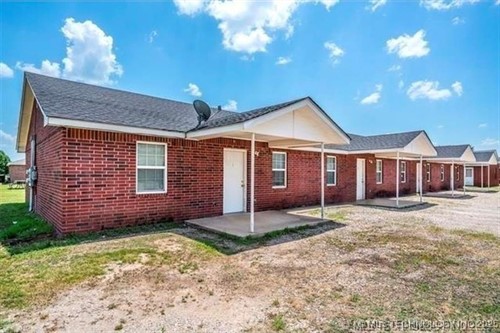 110 Blackberry St Unit 3,  Davis, OK 73030