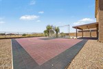 Photo 33