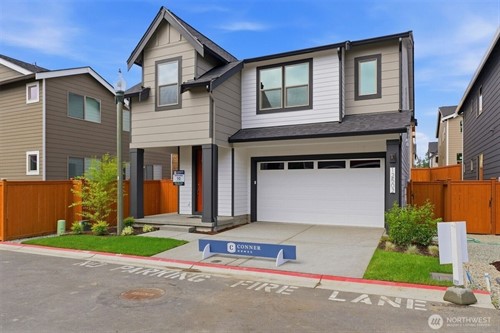 12502 SE 256th Pl Unit 10,  Kent, WA 98030