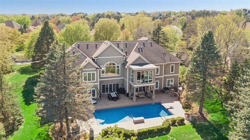 9251 Wedgewood Pt,  Woodbury, MN 55125