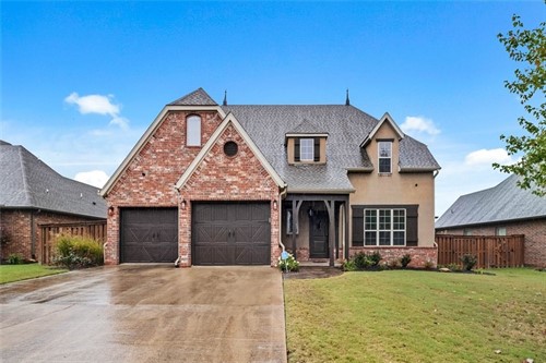 1611 NE Greenbrier Rd,  Bentonville, AR 72712