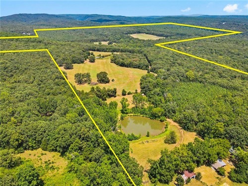 12140 County Line Rd,  Mulberry, AR 72947