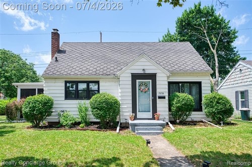 2036 Devonshire Ave,  Lansing, MI 48910