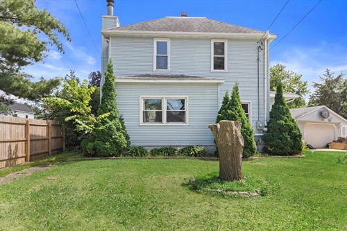 305 2nd Ave,  Lodi, WI 53555