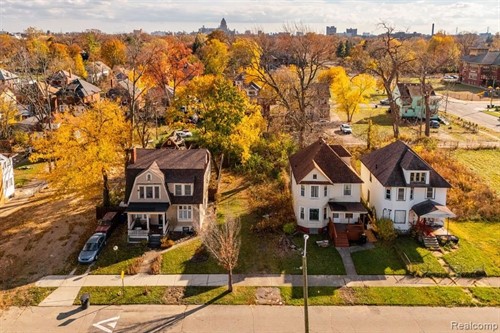 729 Collingwood St,  Detroit, MI 48202
