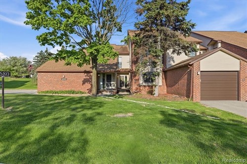 6680 Ridgefield Cir Apt 101,  West Bloomfield Township, MI 48322