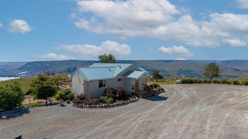 24 Cielo Cir,  Brewster, WA 98812