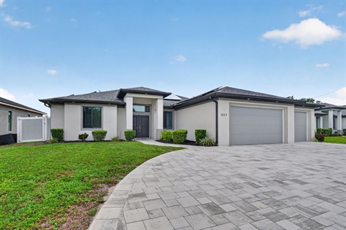 307 Gleason PKWY, Cape Coral, FL 33914