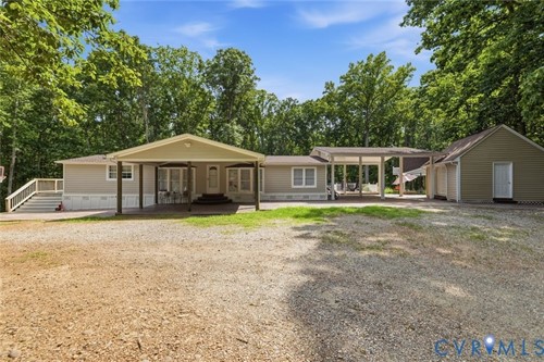 2145 Mountain View Rd,  Powhatan, VA 23139