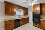 Eat-in Kitchen