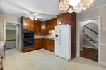 Eat-in Kitchen