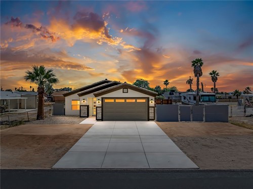 1204 Zircon Ave,  Bullhead City, AZ 86442