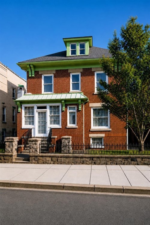 204-206 Palisade Ave,  Union City, NJ 07087