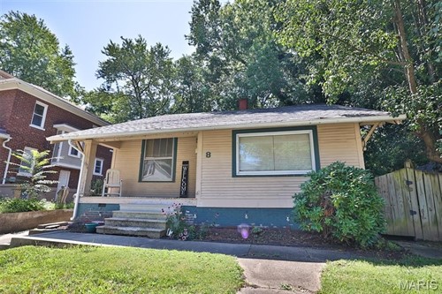 8 Abner Pl,  Edwardsville, IL 62025