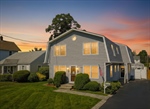 37-1709 Beverly Ave10