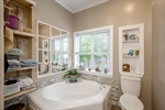 Garden tub