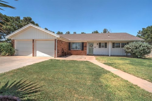 119 County Road 404,  Seminole, TX 79360