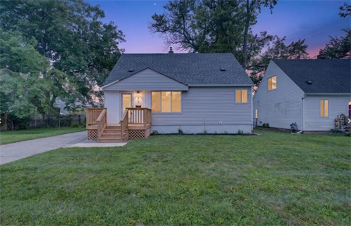 29527 James Street,  Garden City, MI 48135-204