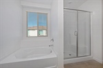 4612 Majesty Way Lincoln CA 95648 primary suite tub:shower gr34