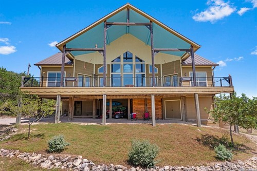 189 Scenic Sunset,  Lakehills, TX 78063