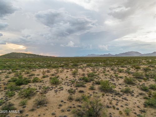 Saguaro Hill Rd Unit C2,  Congress, AZ 85332