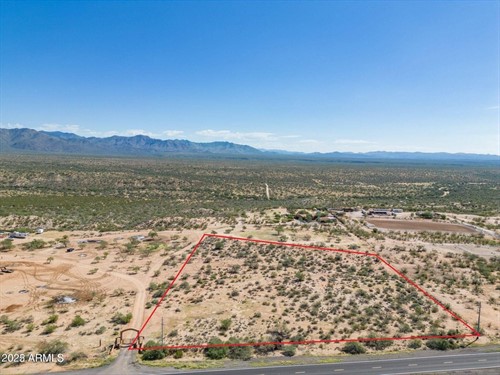 28505 S State Route 89,  Congress, AZ 85332